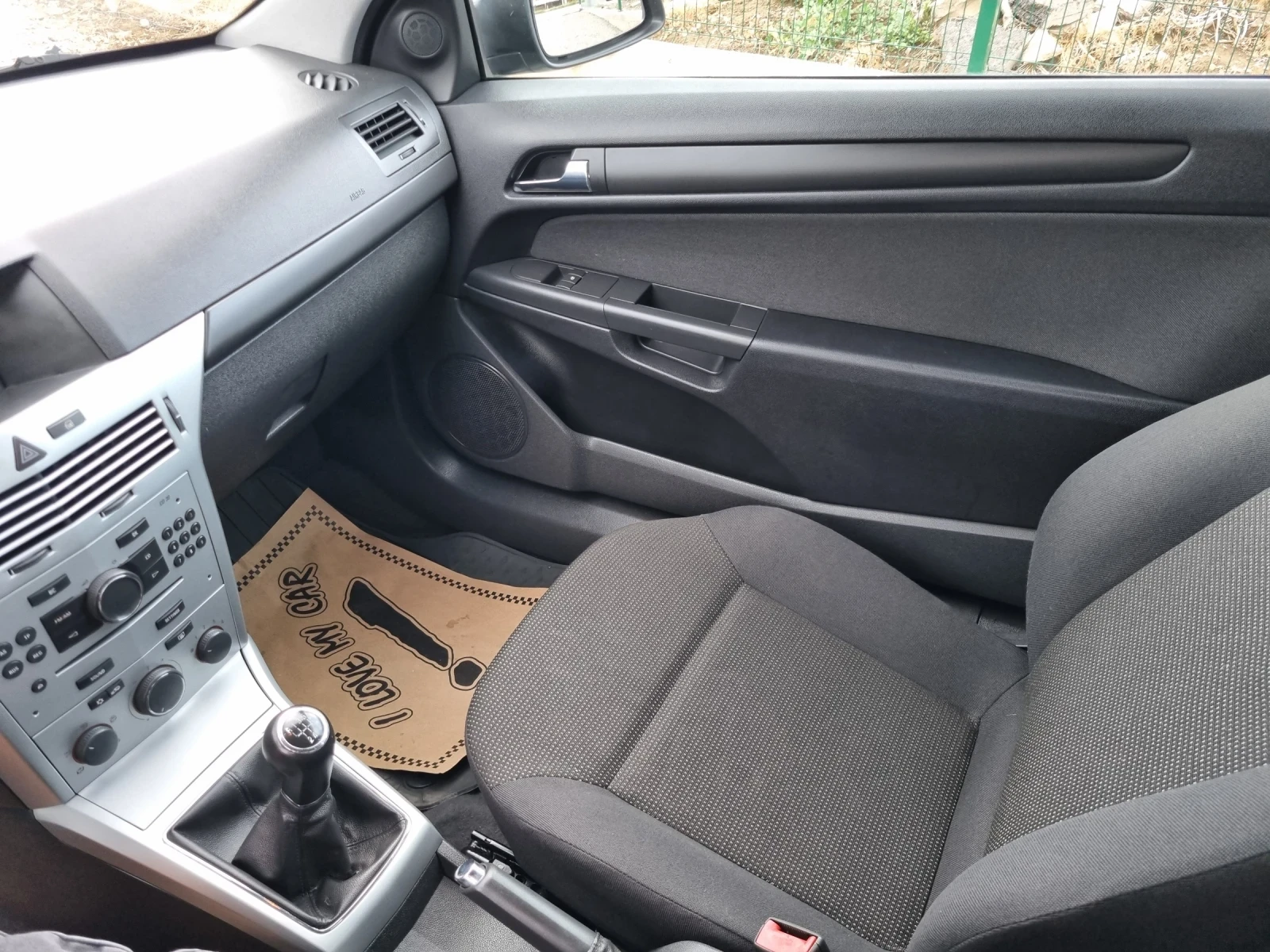 Opel Astra 1.4 i GTC - изображение 8