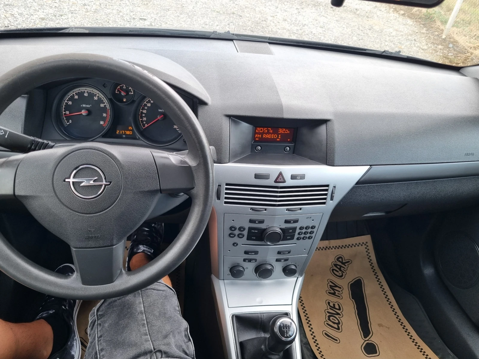 Opel Astra 1.4 i GTC - изображение 9
