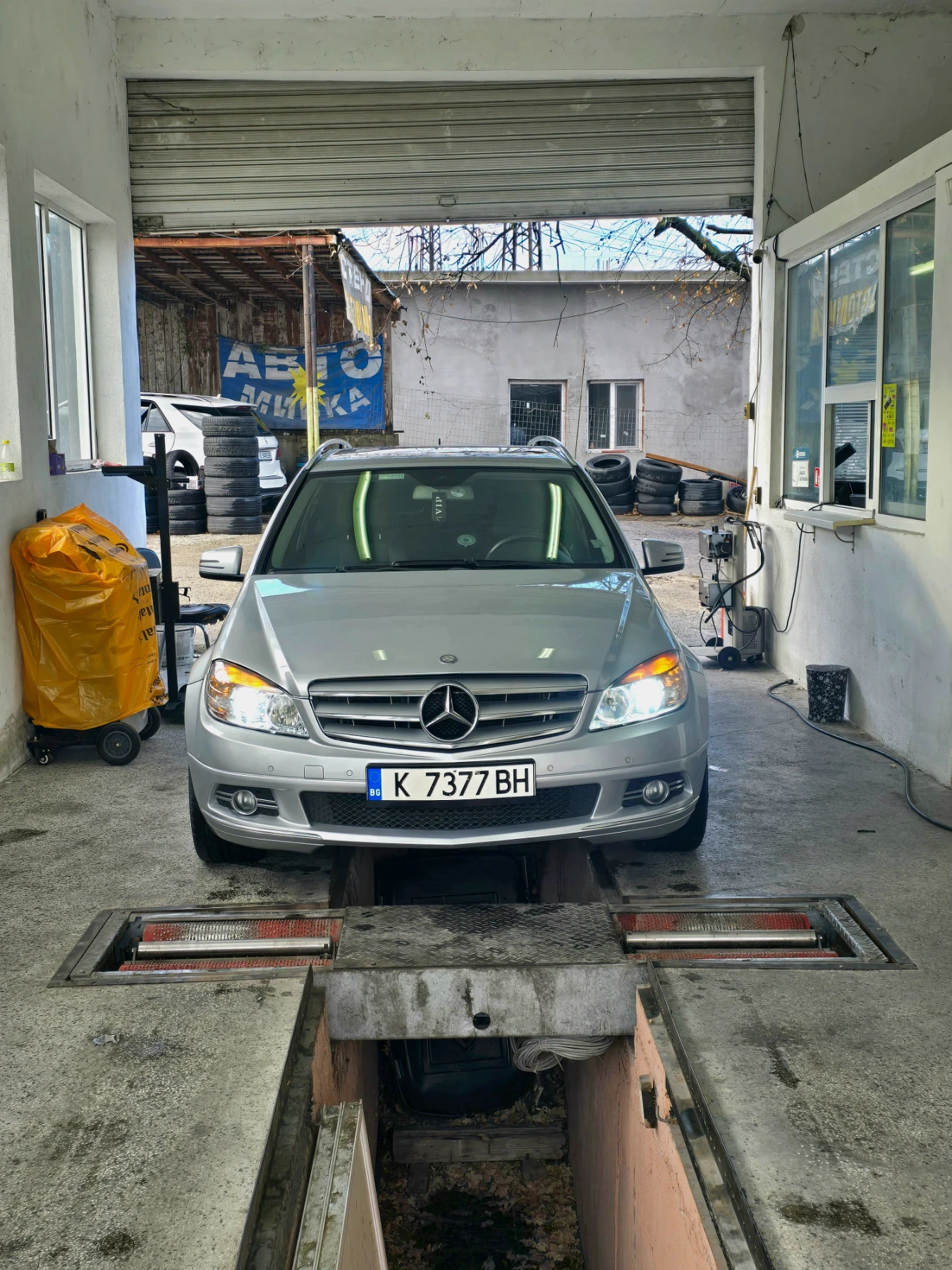 Mercedes-Benz C 220  - изображение 8