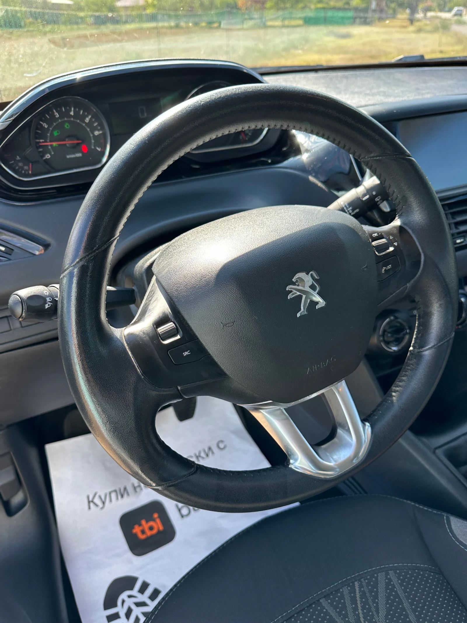 Peugeot 208 1.2 VTI 82kc - изображение 10