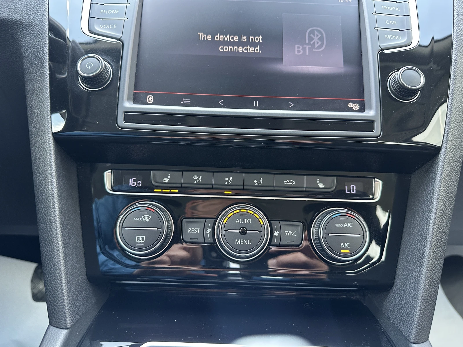 VW Passat Biturbo 2.0d 239 к.с./4x4/ГАРАНЦИЯ/БАРТЕР/ЛИЗИНГ, снимка 12 - Автомобили и джипове - 51665446
