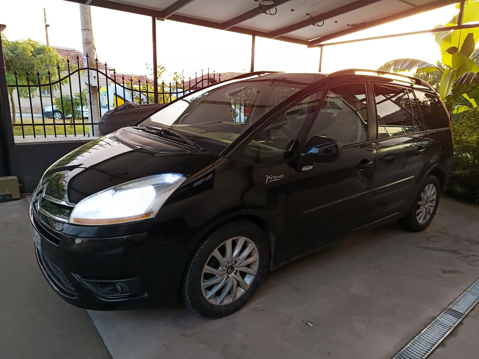 Citroen C4 Picasso 1.6HDI - изображение 2