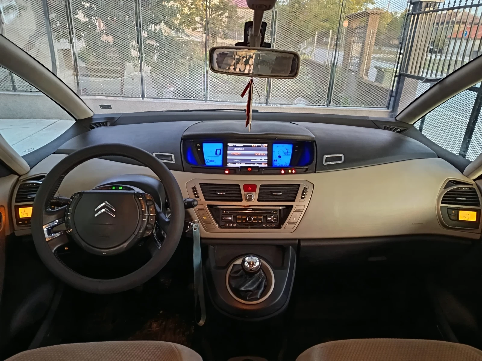 Citroen C4 Picasso 1.6HDI - изображение 5