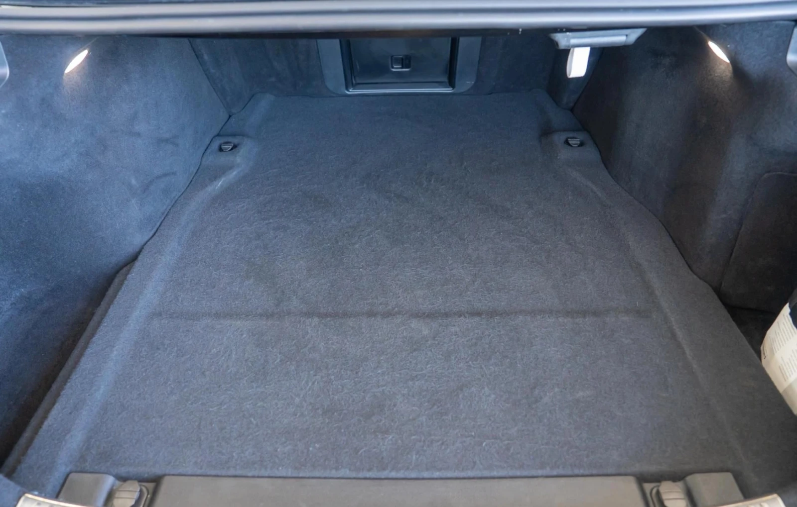 Mercedes-Benz S 580 E-Hybrid - изображение 8