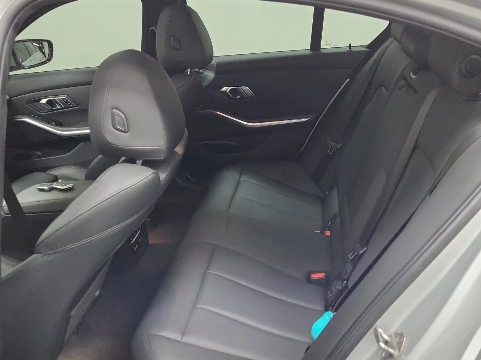 BMW 330 i xDrive* * CARFAX* * АВТОКРЕДИТ* *  - изображение 10