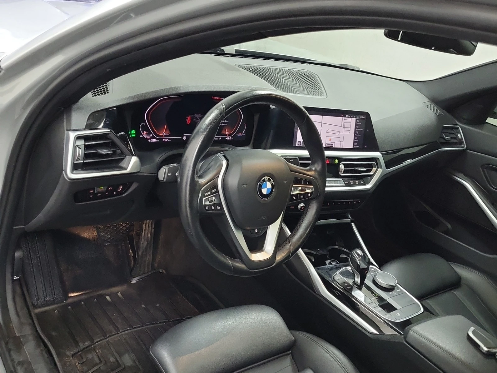 BMW 330 i xDrive* * CARFAX* * АВТОКРЕДИТ* *  - изображение 7