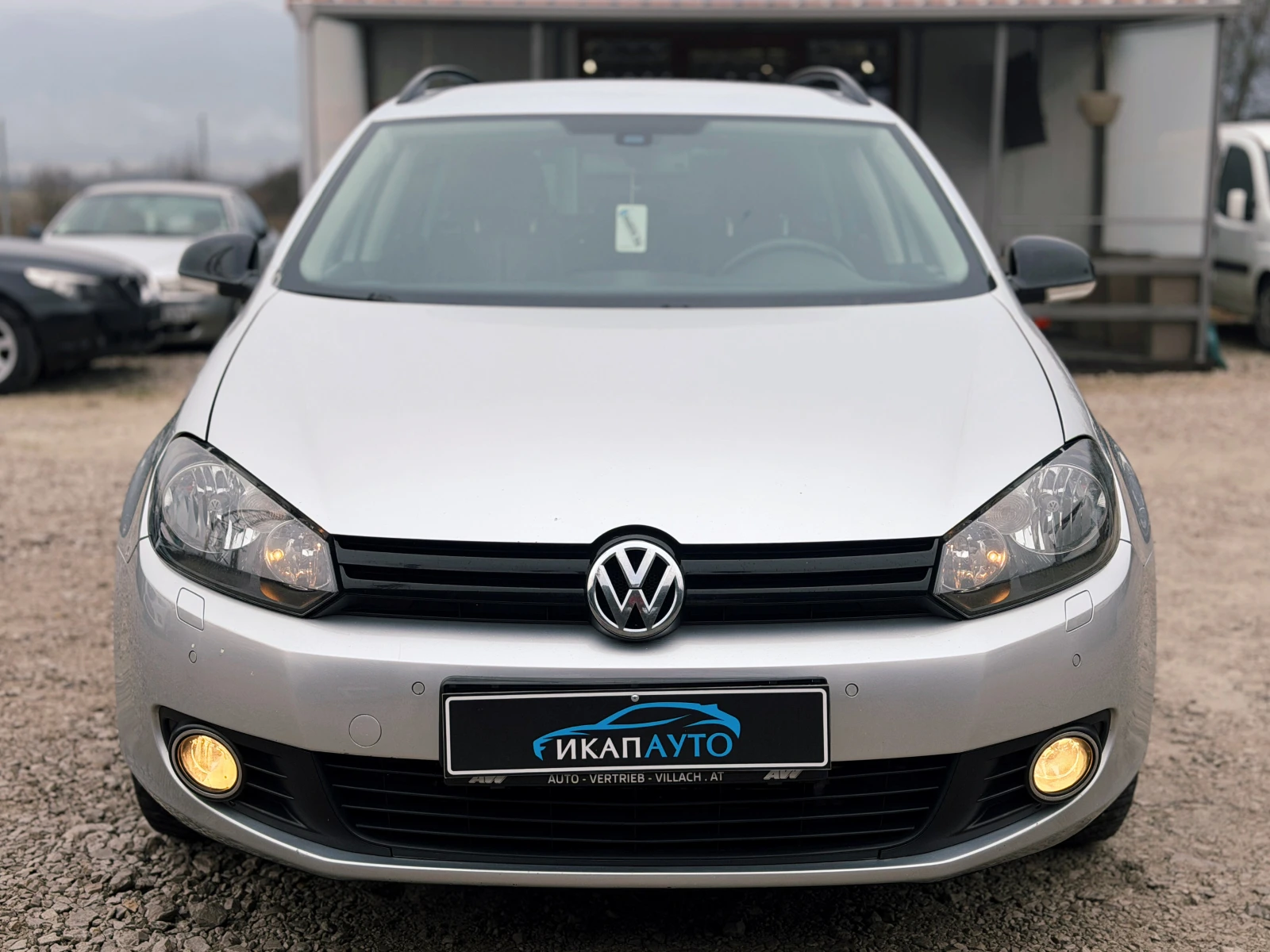 VW Golf MATCH 1.6TDi, снимка 2 - Автомобили и джипове - 53959396