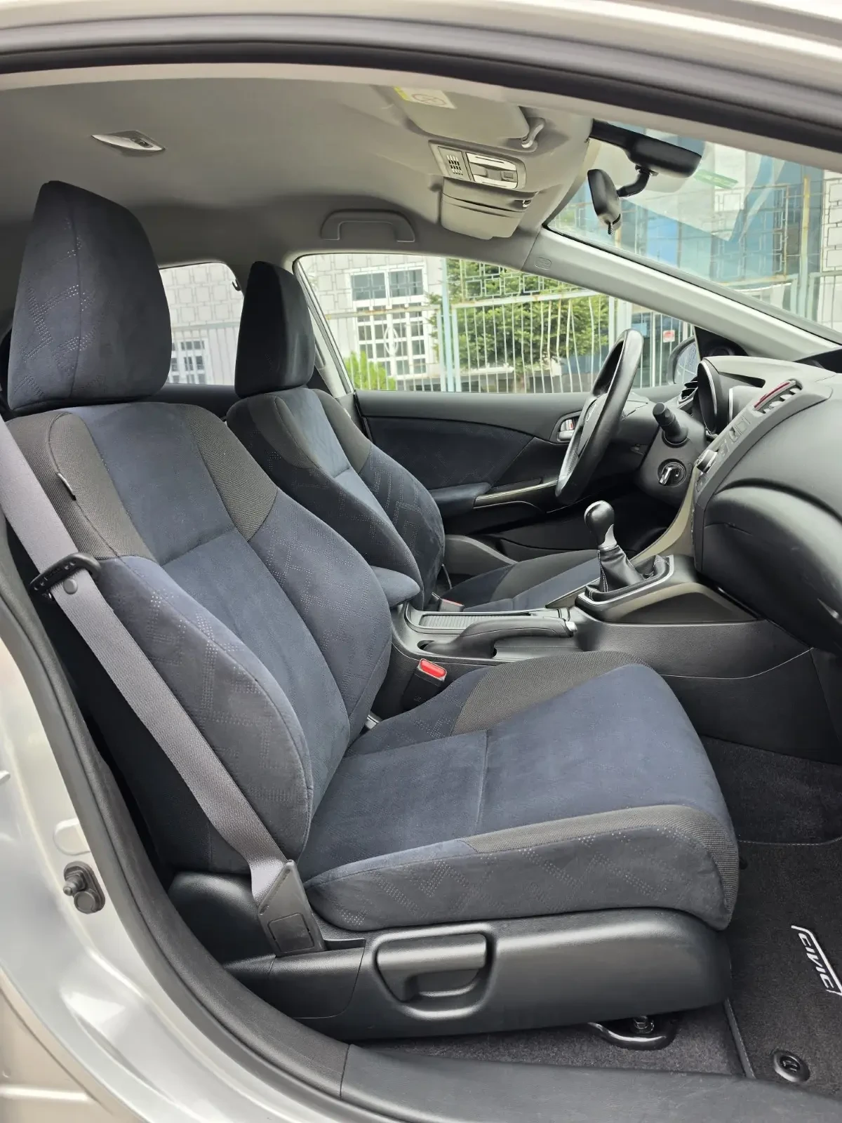 Honda Civic 1.8i-VTEC, снимка 14 - Автомобили и джипове - 54461130