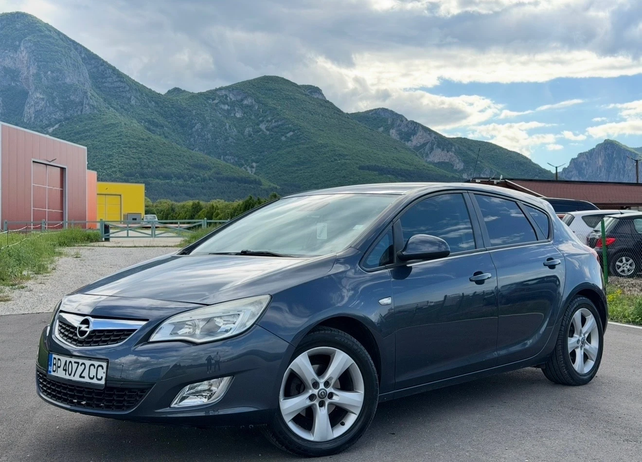 Opel Astra 1.4i/lpg, снимка 2 - Автомобили и джипове - 54568712