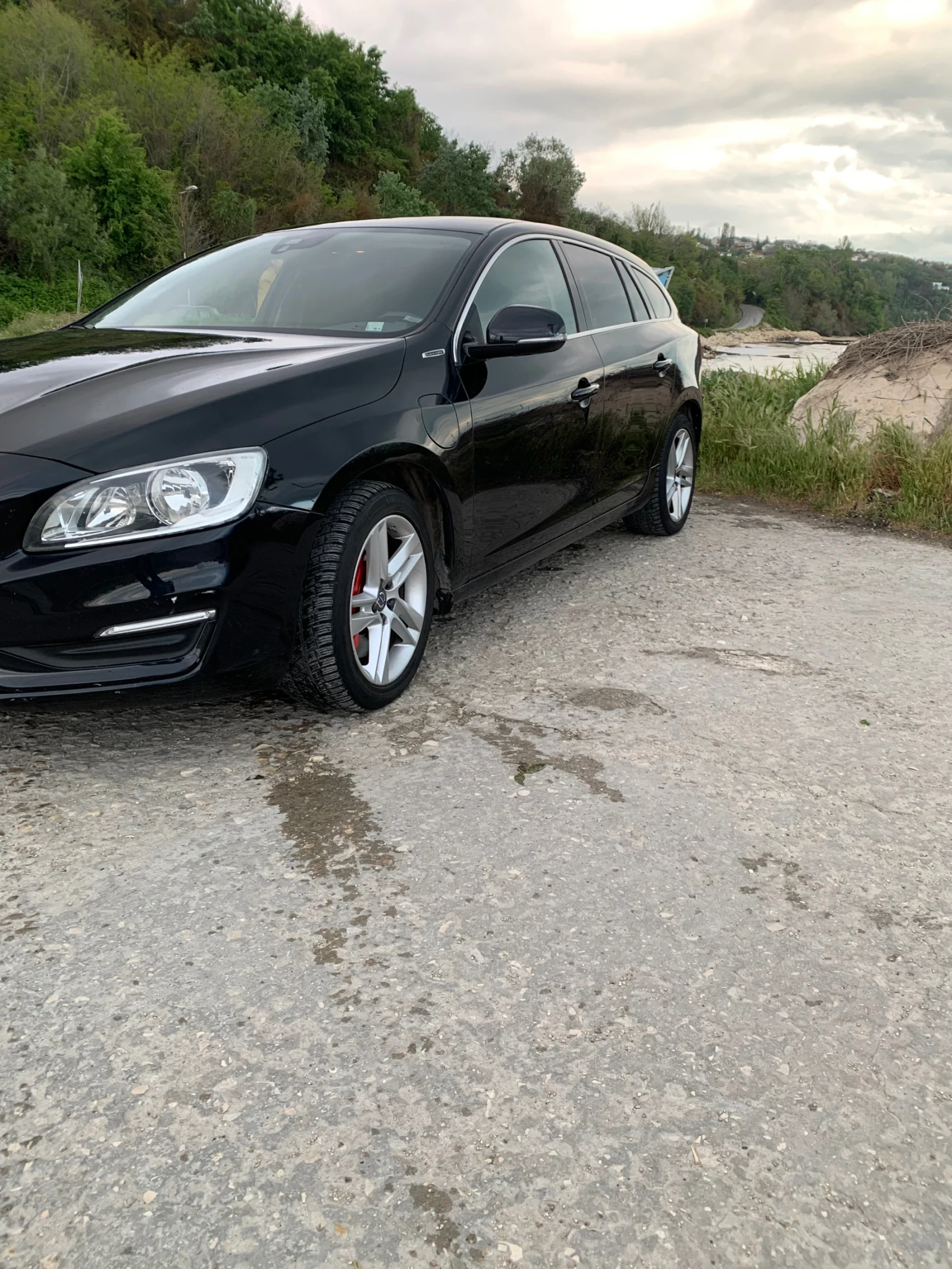 Volvo V60 Volvo V60 Plug in Hybride , снимка 2 - Автомобили и джипове - 54586226