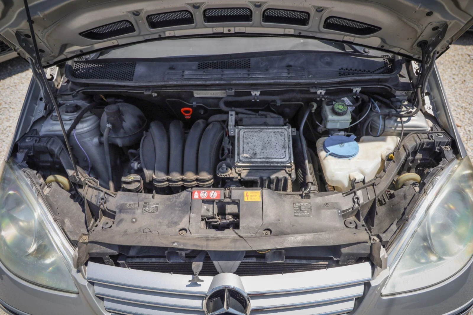 Mercedes-Benz A 150 Кожа Бензин, снимка 17 - Автомобили и джипове - 55204371