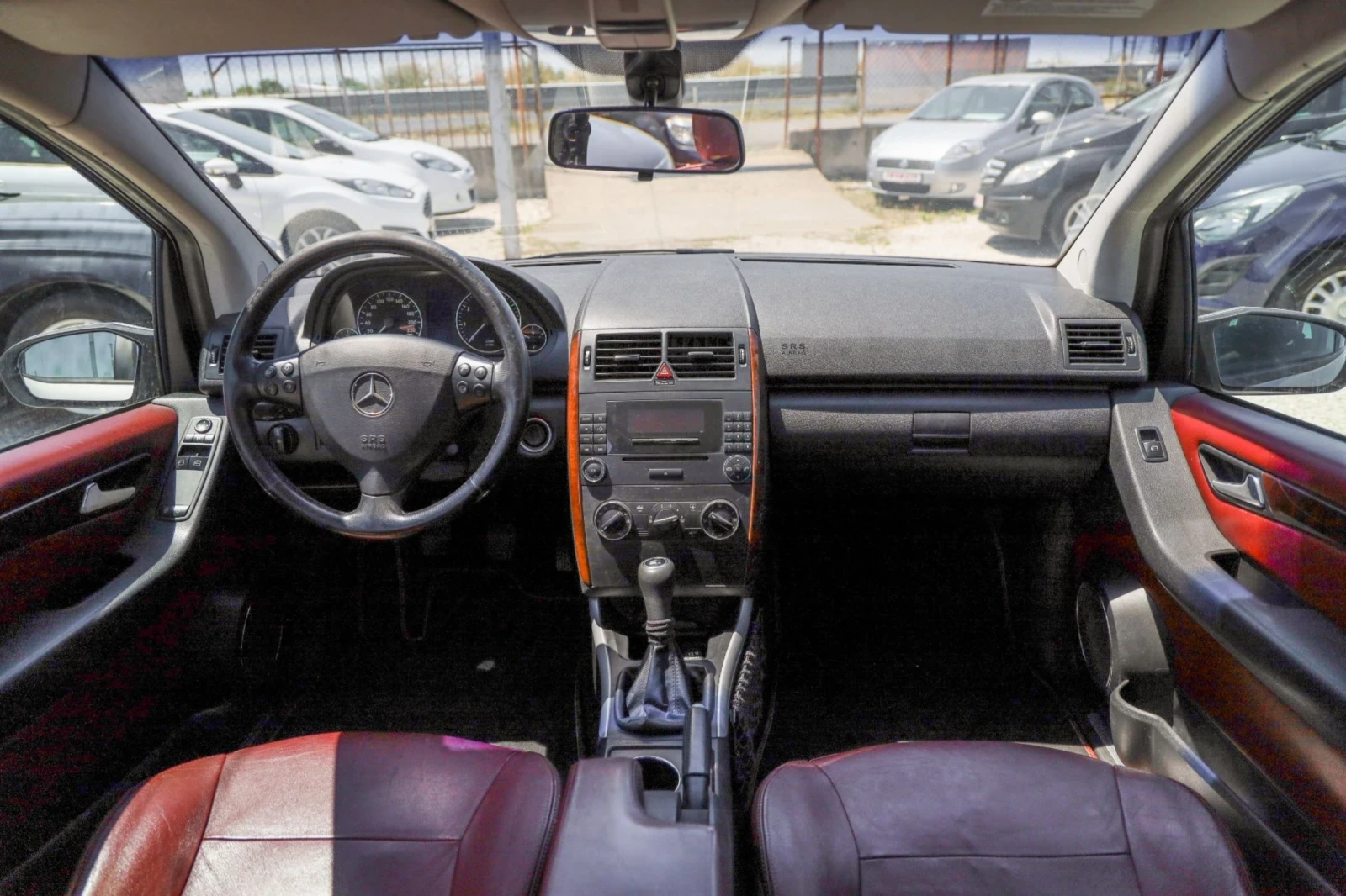 Mercedes-Benz A 150 Кожа Бензин, снимка 11 - Автомобили и джипове - 55204371