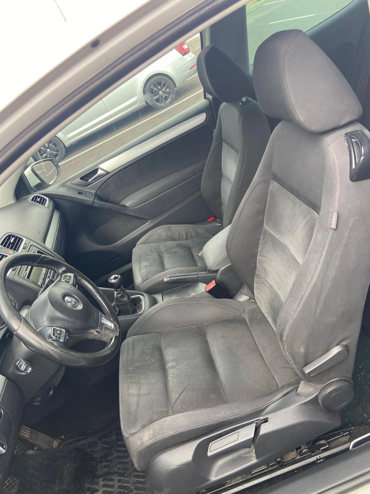 VW Golf VI 2.0 TDI, снимка 14 - Автомобили и джипове - 55536856