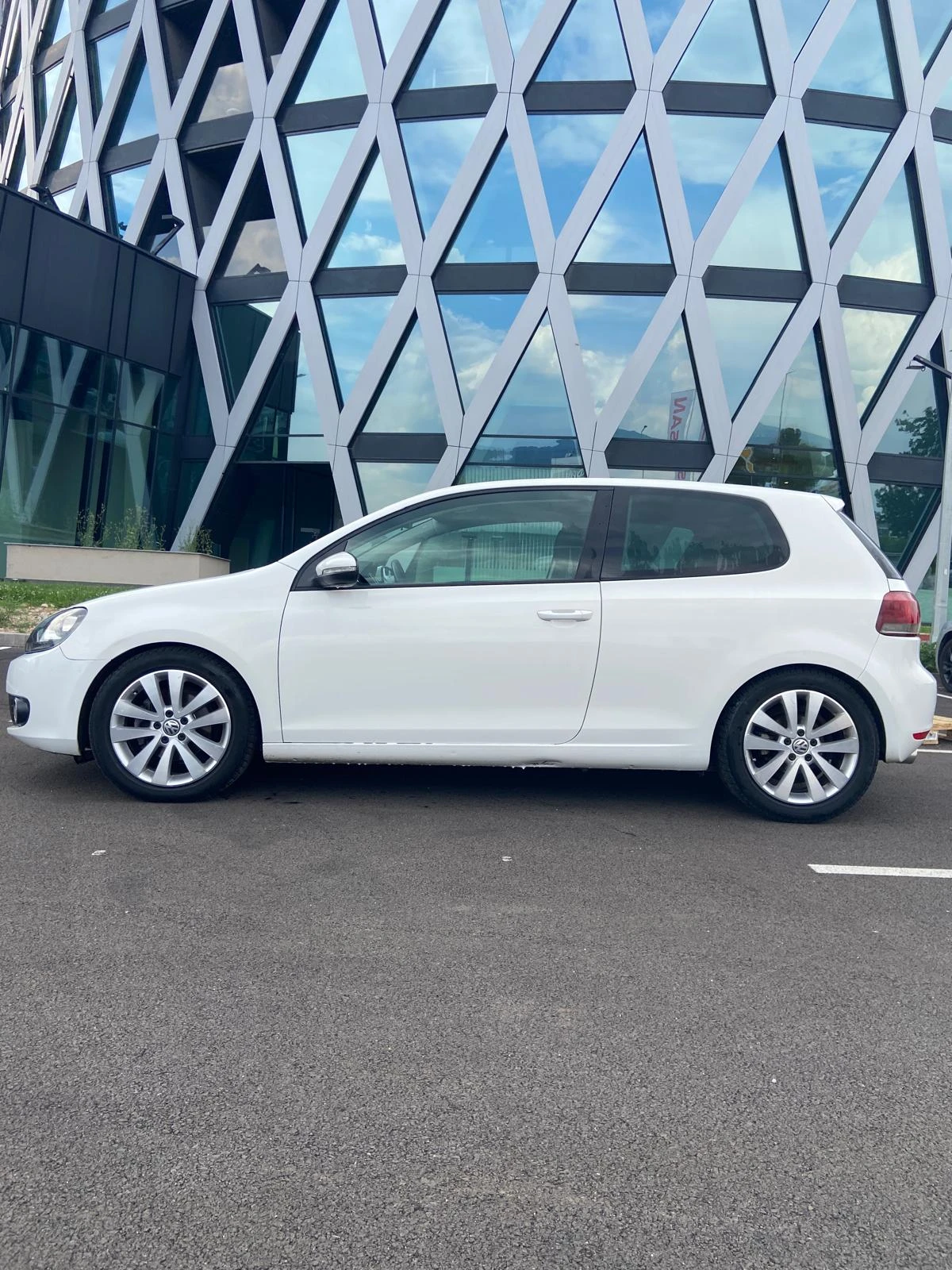 VW Golf VI 2.0 TDI, снимка 9 - Автомобили и джипове - 55536856