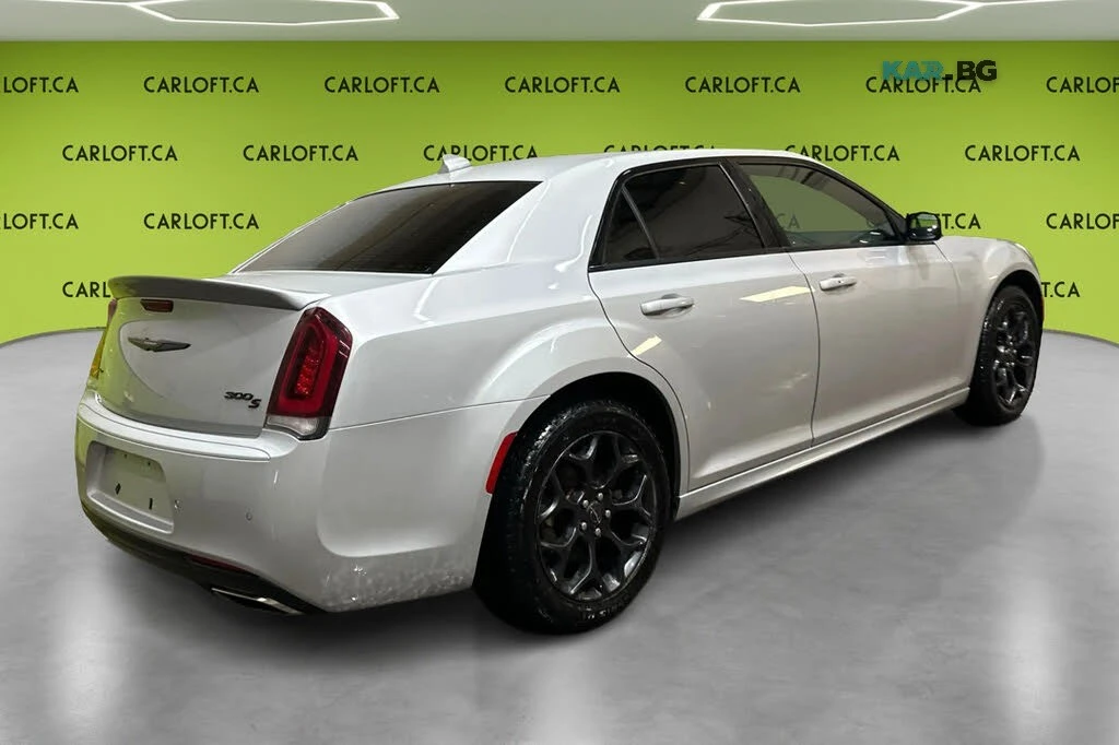 Chrysler 300c * АвтоКредит * (ЦЕНА ДО БГ), снимка 4 - Автомобили и джипове - 56223873