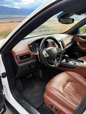 Maserati Levante S, снимка 15