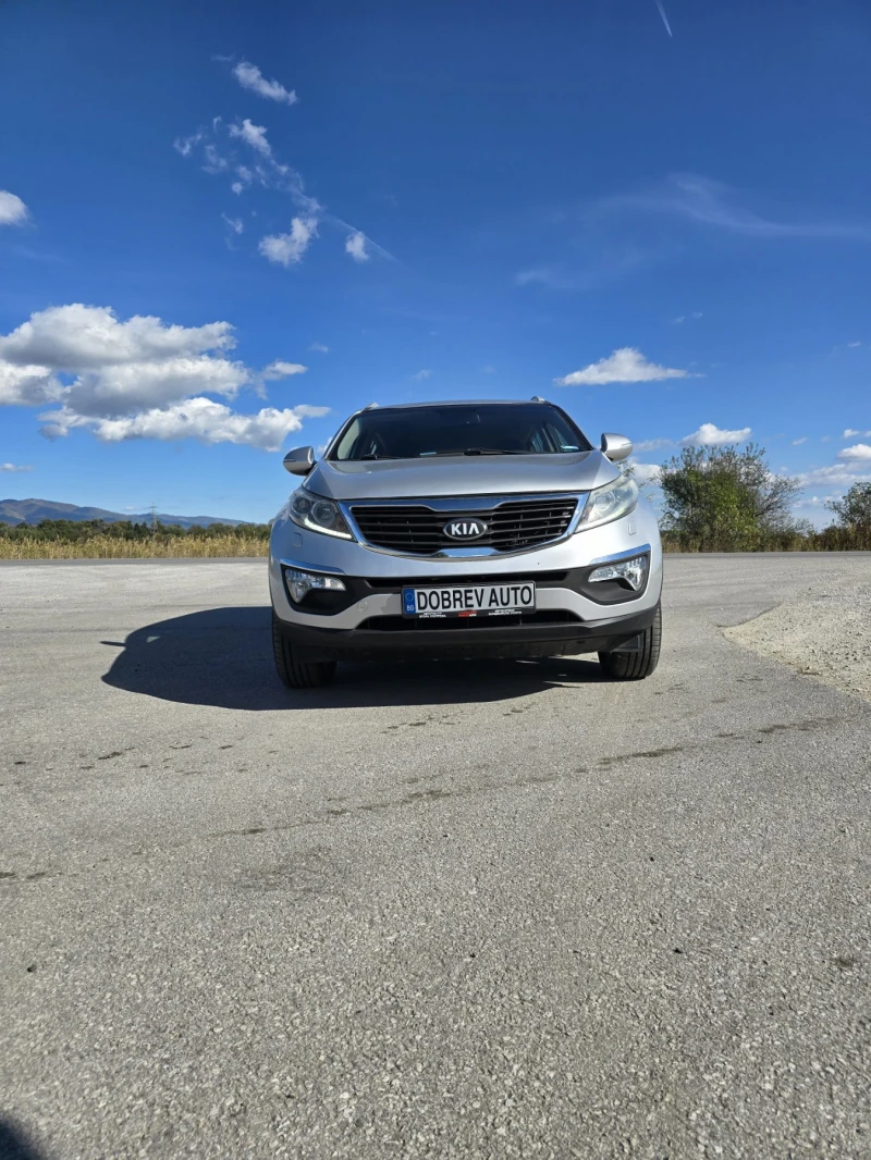 Kia Sportage 2.2CDTI, снимка 1 - Автомобили и джипове - 47606720