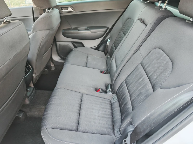 Kia Sportage 1.6 BENZIN 132 KN, снимка 11 - Автомобили и джипове - 51728803