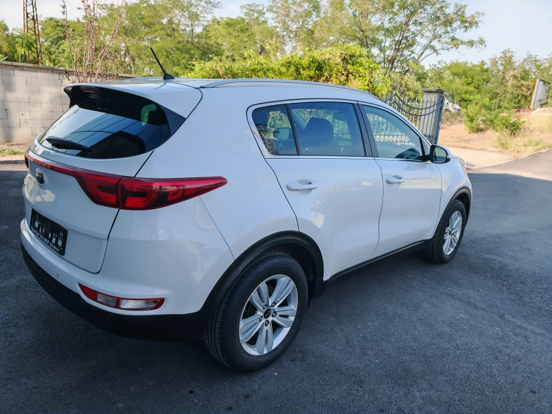 Kia Sportage 1.6 BENZIN 132 KN, снимка 5 - Автомобили и джипове - 51728803