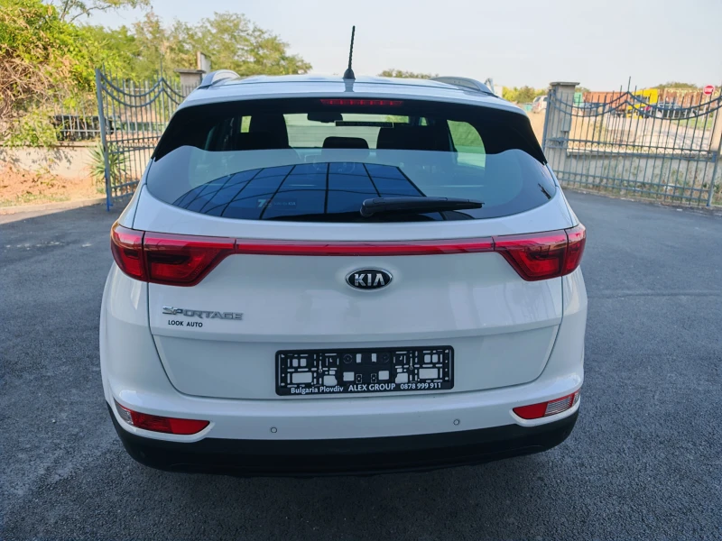 Kia Sportage 1.6 BENZIN 132 KN, снимка 4 - Автомобили и джипове - 51728803