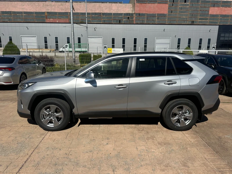 Toyota Rav4 Executive AWD, снимка 3 - Автомобили и джипове - 51808109