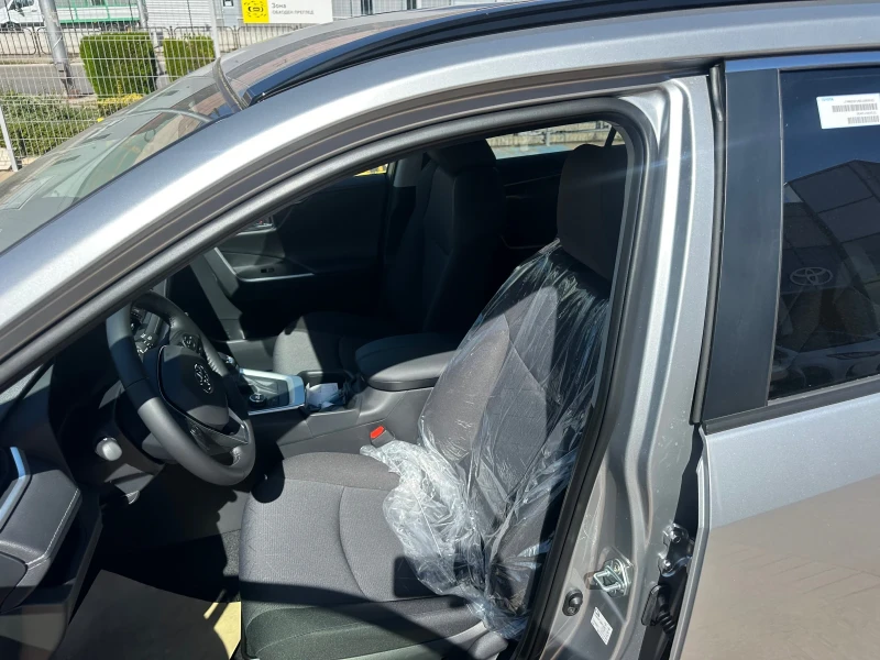 Toyota Rav4 Executive AWD, снимка 8 - Автомобили и джипове - 51808109