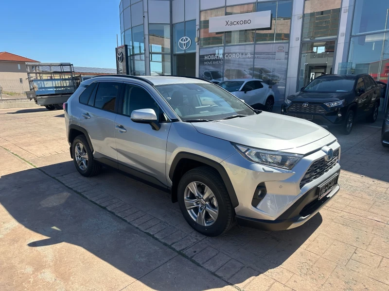 Toyota Rav4 Executive AWD, снимка 7 - Автомобили и джипове - 51808109