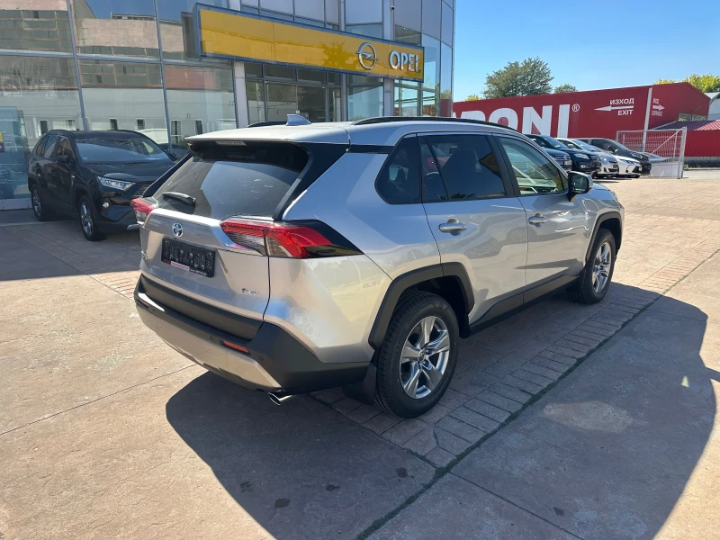 Toyota Rav4 Executive AWD, снимка 5 - Автомобили и джипове - 51808109