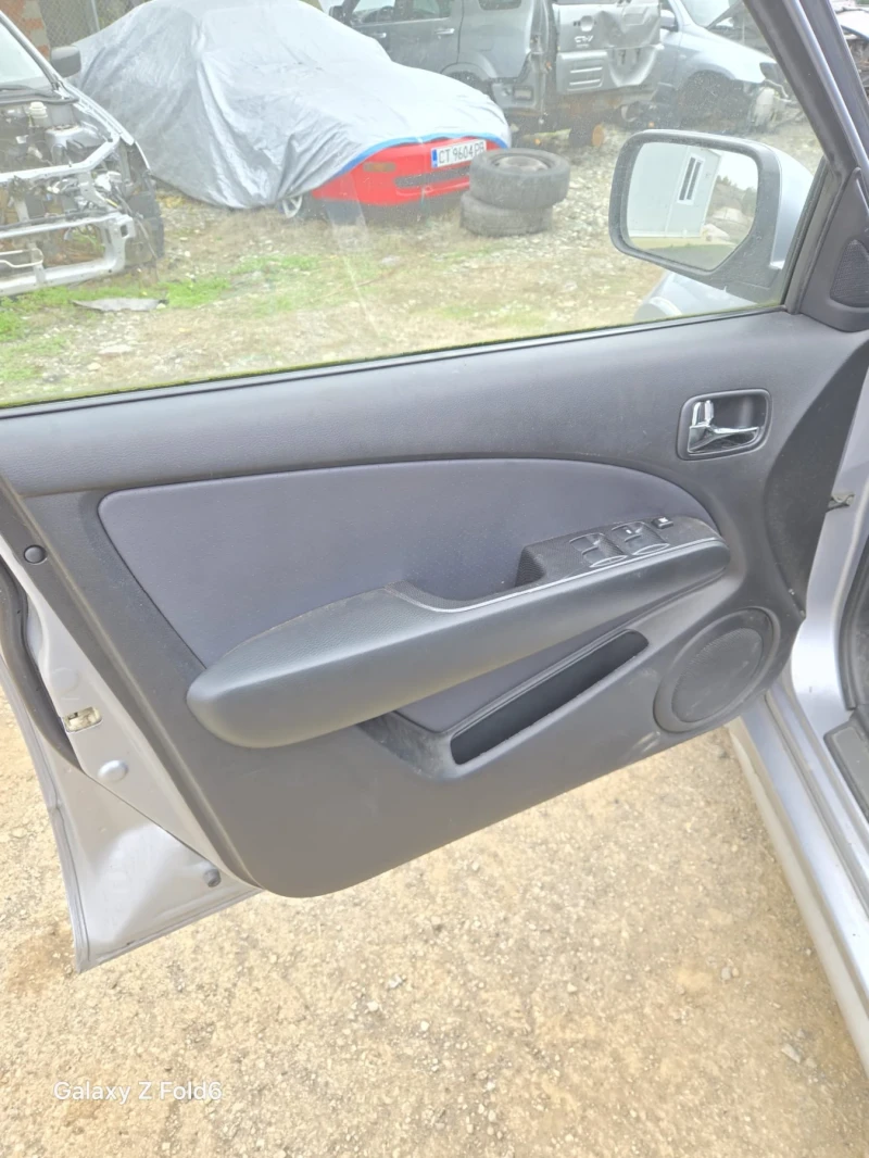 Mitsubishi Outlander 2.4 160к.с., снимка 10 - Автомобили и джипове - 52457358