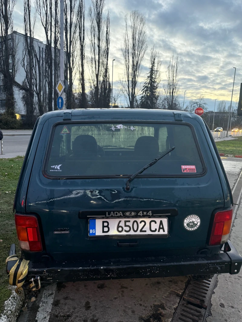 Lada Niva 1.7i, снимка 3 - Автомобили и джипове - 52680674