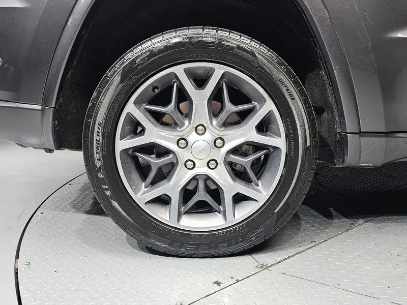 Jeep Grand cherokee 3.6 OVERLAND WK2, снимка 10 - Автомобили и джипове - 55183653