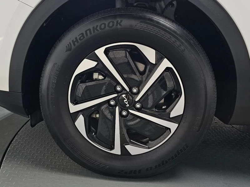 Kia Sportage Prestige 2WD| 226к.с.| ВКЛ.ТЕХНОТЕСТ, снимка 5 - Автомобили и джипове - 55624587