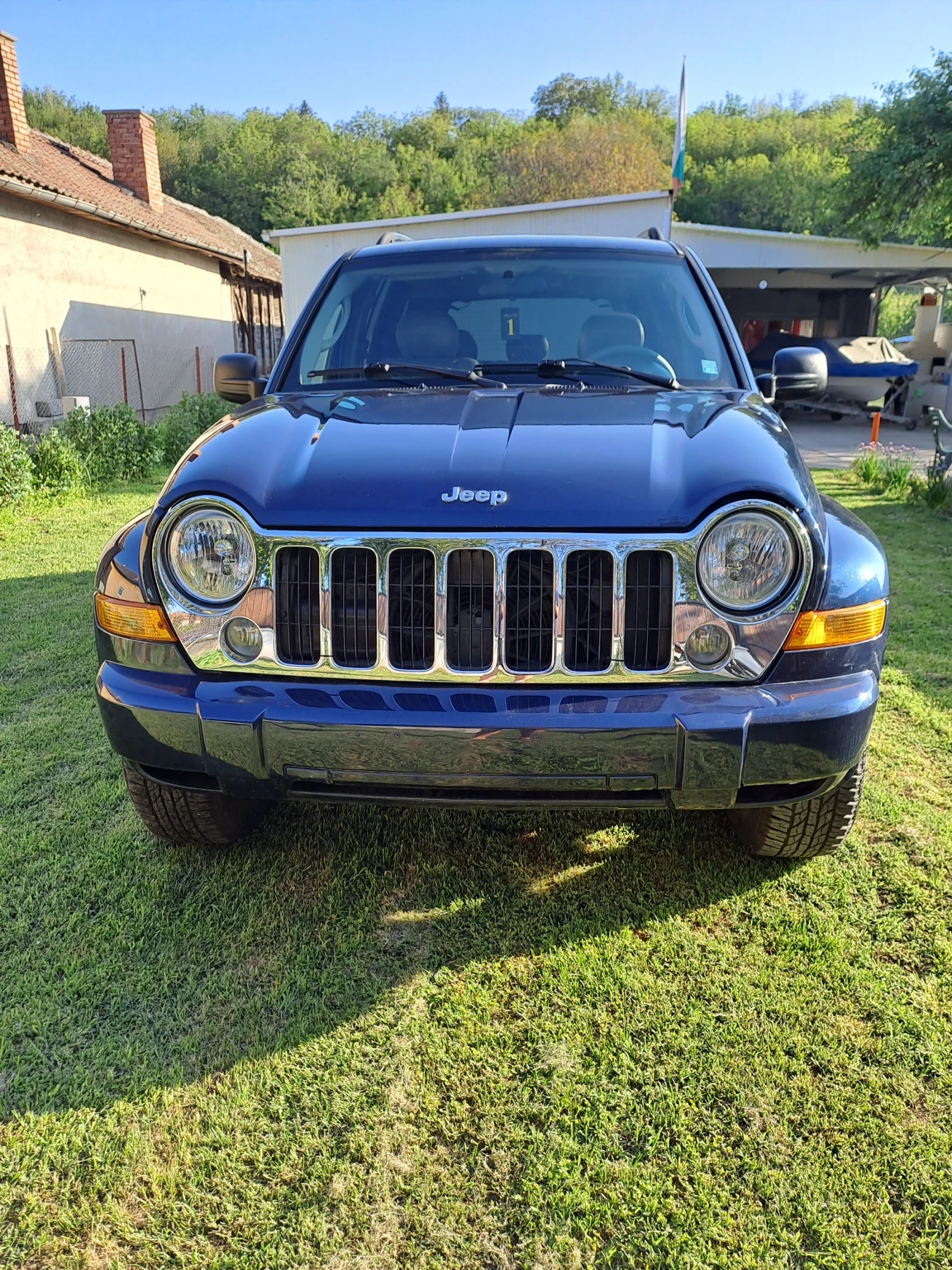 Jeep Cherokee 2, 8 CRD  - изображение 2