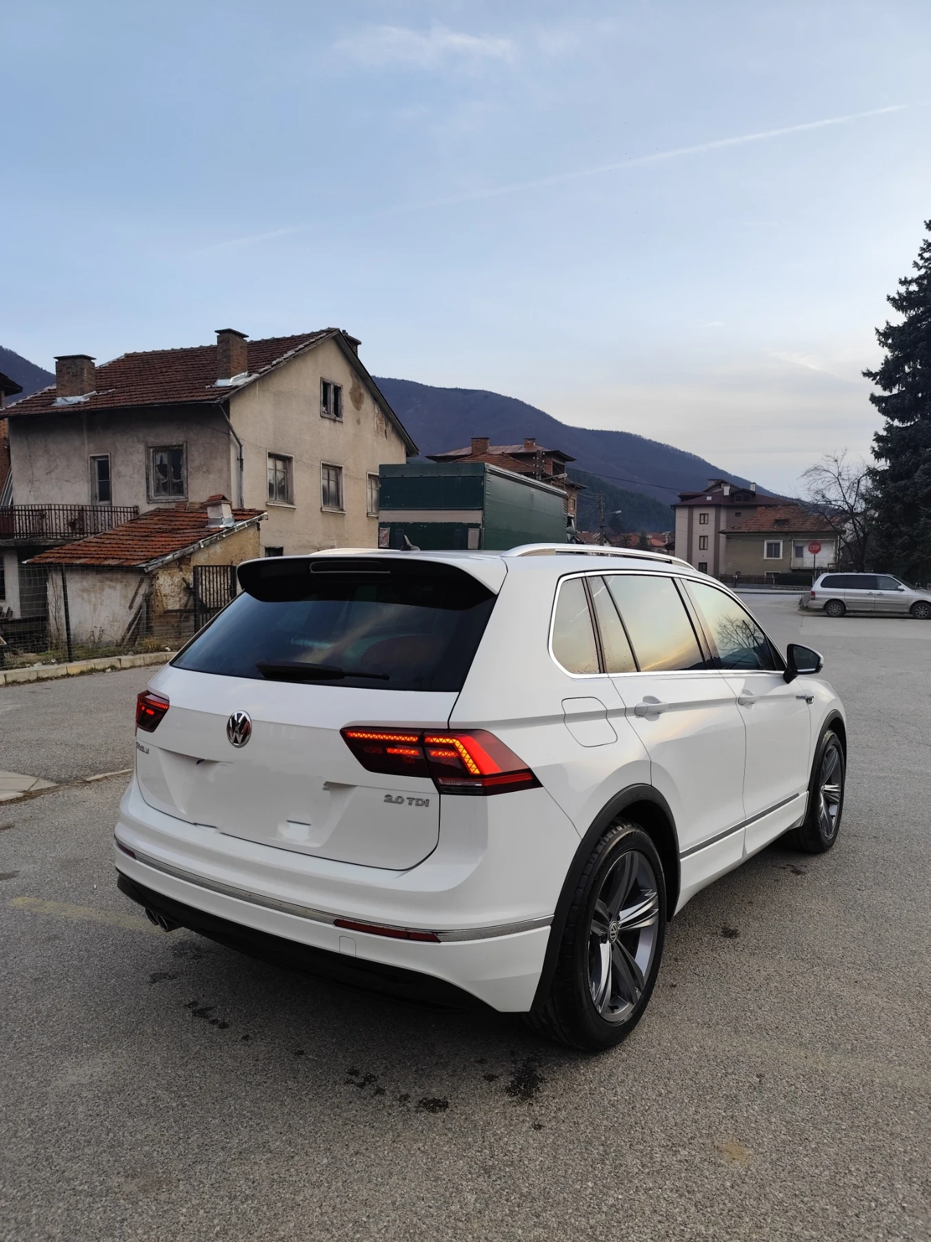 VW Tiguan  - изображение 4