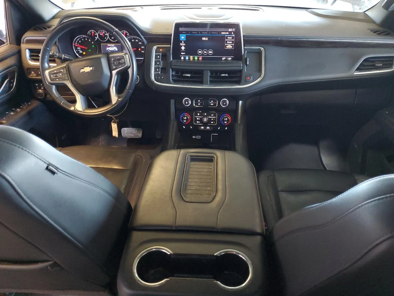 Chevrolet Suburban  K1500 LT - изображение 8