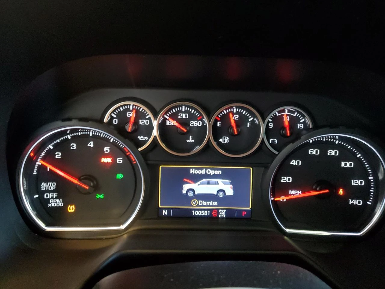 Chevrolet Suburban  K1500 LT - изображение 9