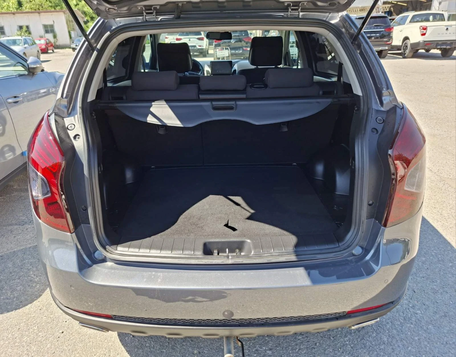 SsangYong Korando 2.2 XDi 4x4 | 2016 | ръчна | Отлично състояние, снимка 16 - Автомобили и джипове - 54697034
