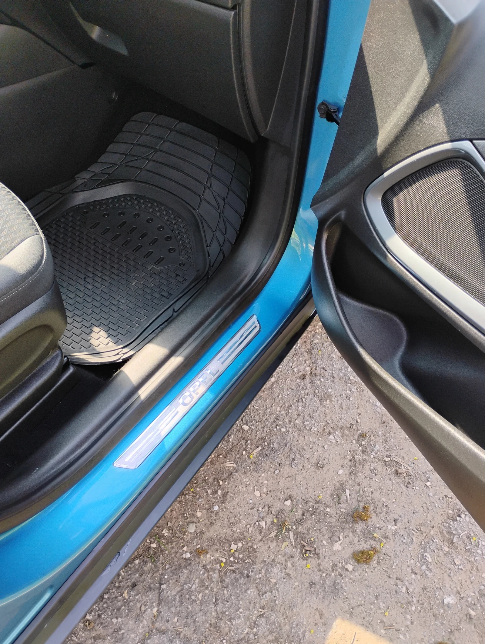 Opel Crossland X, снимка 7 - Автомобили и джипове - 54876688