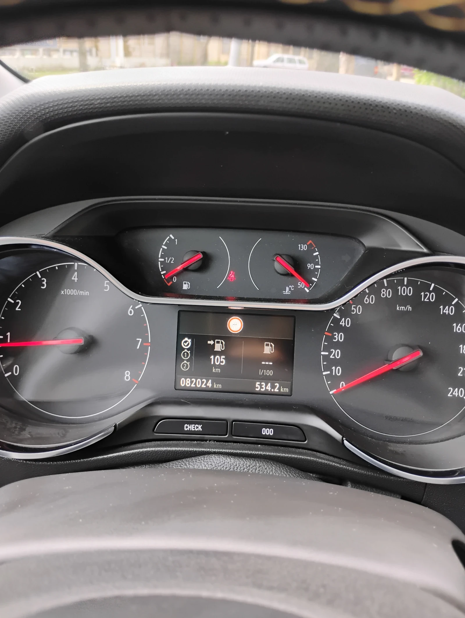 Opel Crossland X, снимка 14 - Автомобили и джипове - 54876688