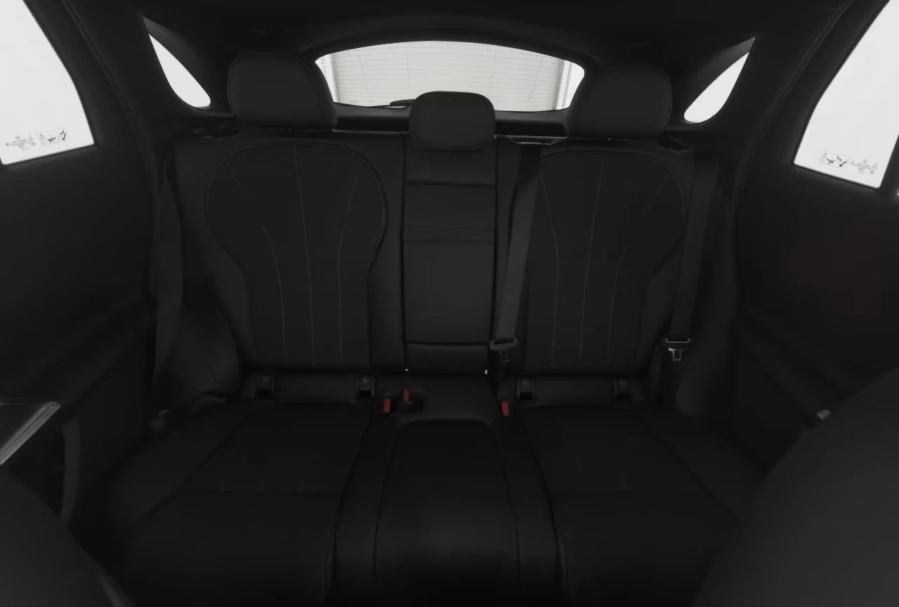Mercedes-Benz GLC 400 EQ 4-MATIC AVANTGARDE DISTRONIC CAMERA , снимка 9 - Автомобили и джипове - 55558086