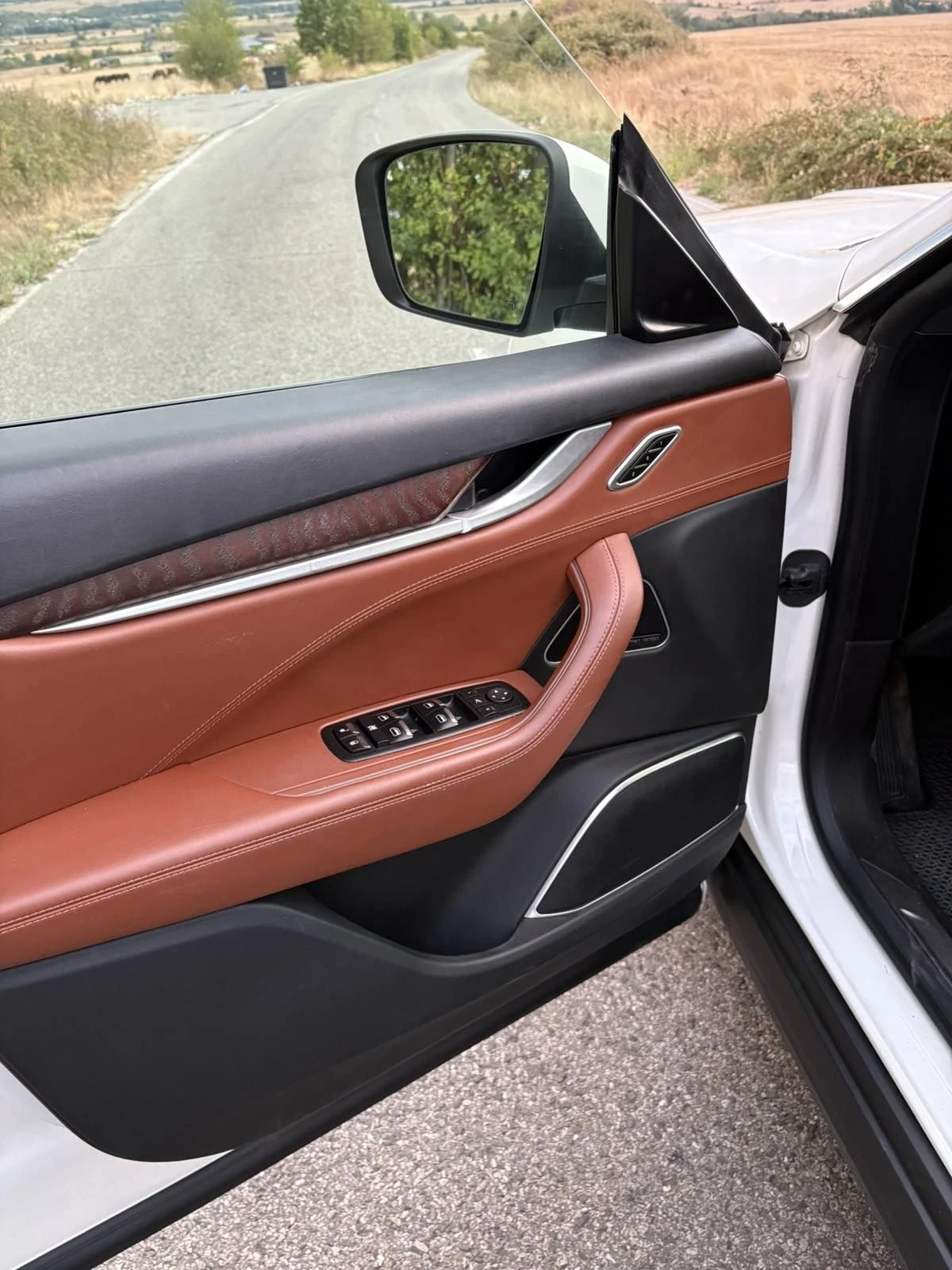 Maserati Levante S, снимка 9 - Автомобили и джипове - 56227717