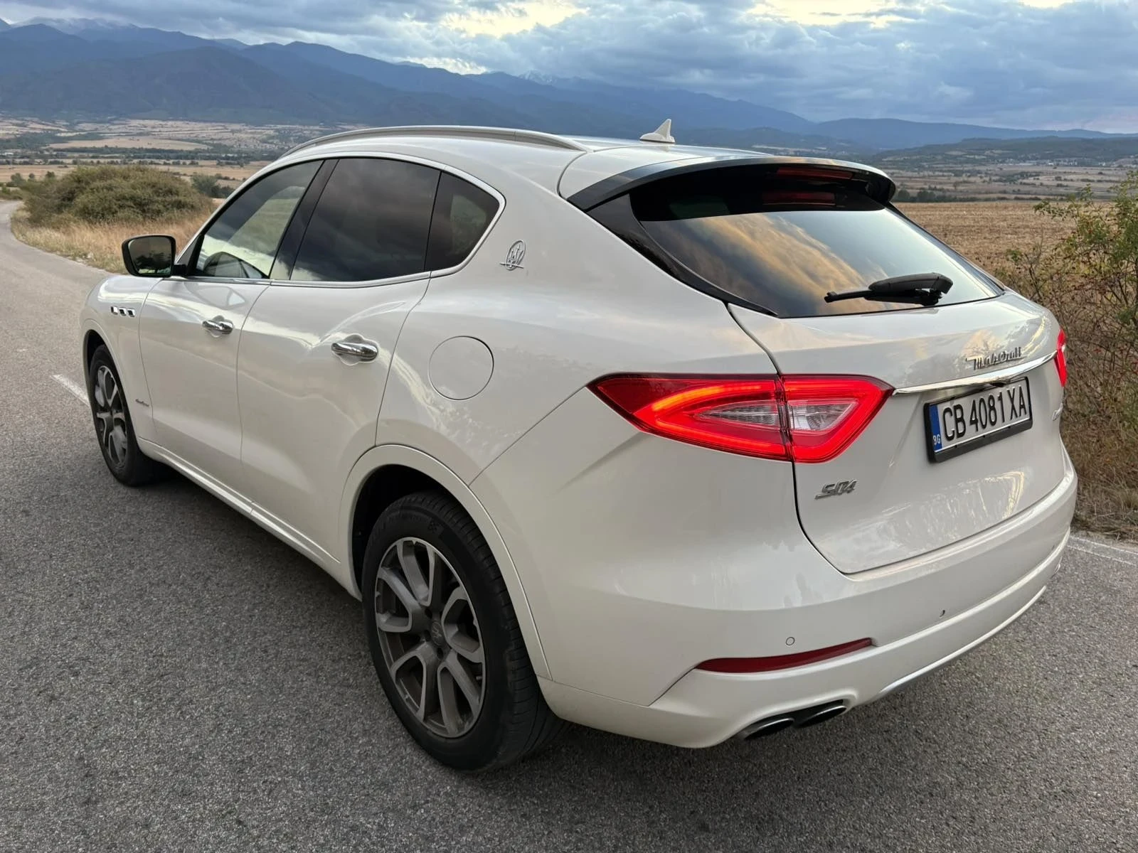 Maserati Levante S, снимка 5 - Автомобили и джипове - 56227717