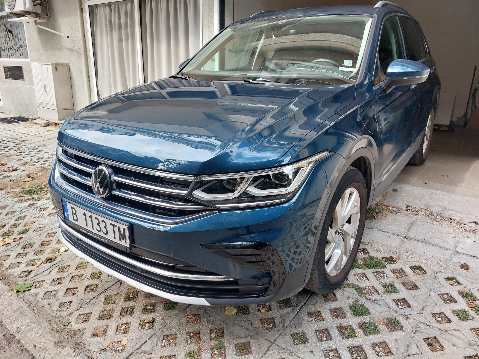VW Tiguan Elegance