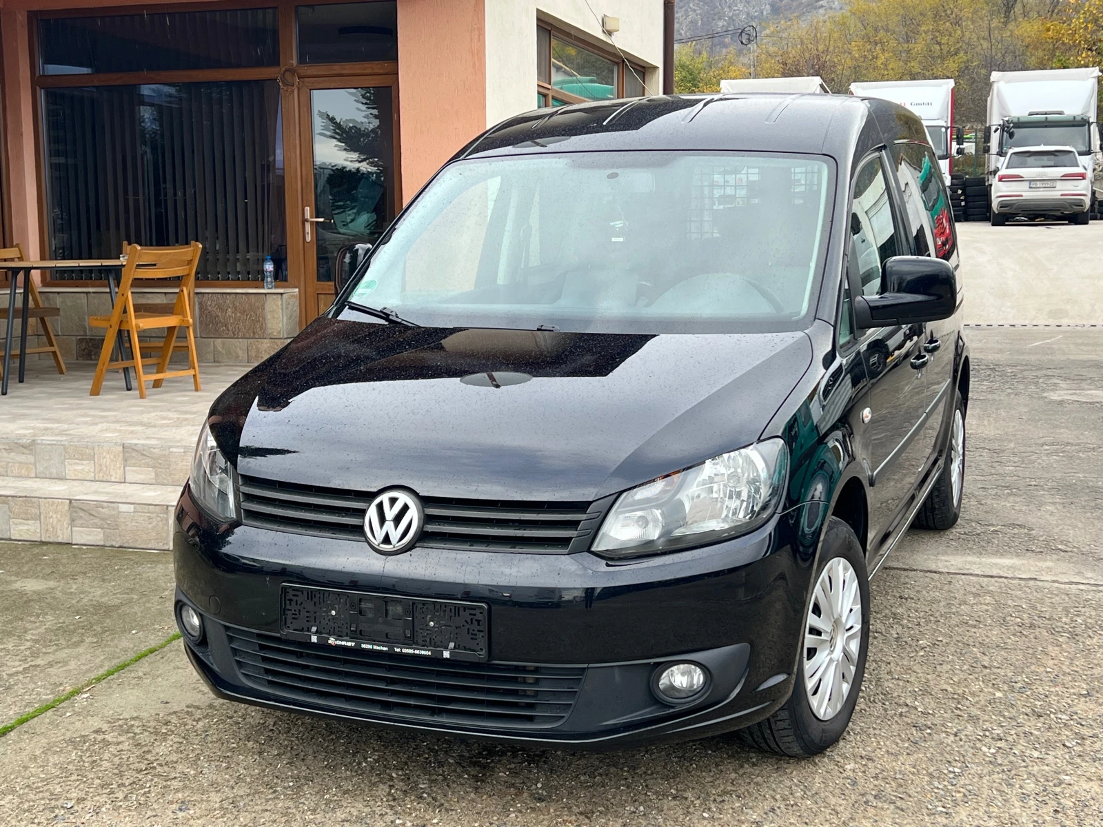 VW Caddy  1.6TDI , пътническо , ТОП , КАТО НОВА - изображение 3