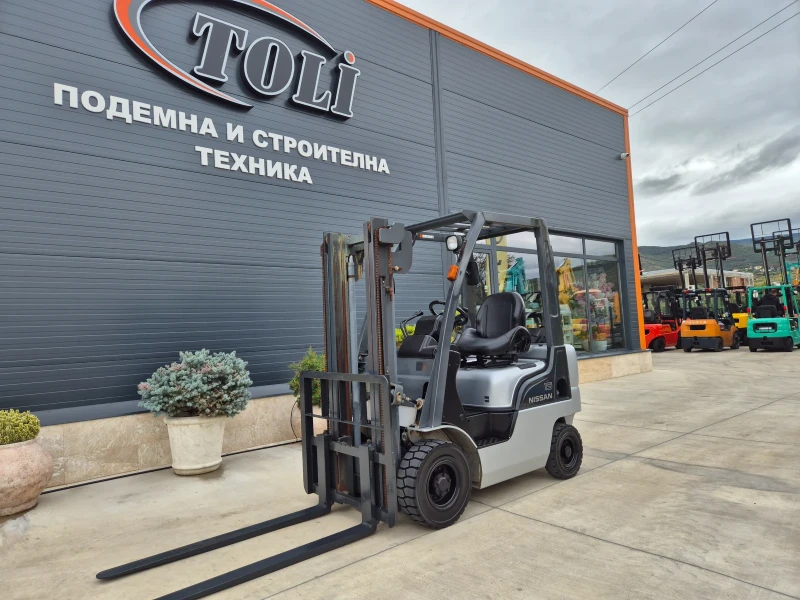 Мотокар Nissan АВТОМАТ / ГАЗ+ БЕНЗИН /ПЕРФЕКТЕН !