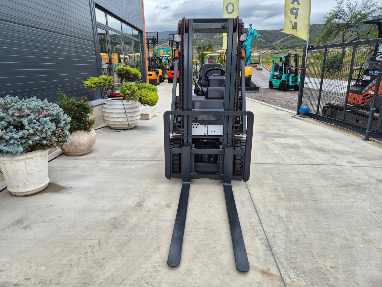  Nissan  / +  / ! | Mobile.bg   8