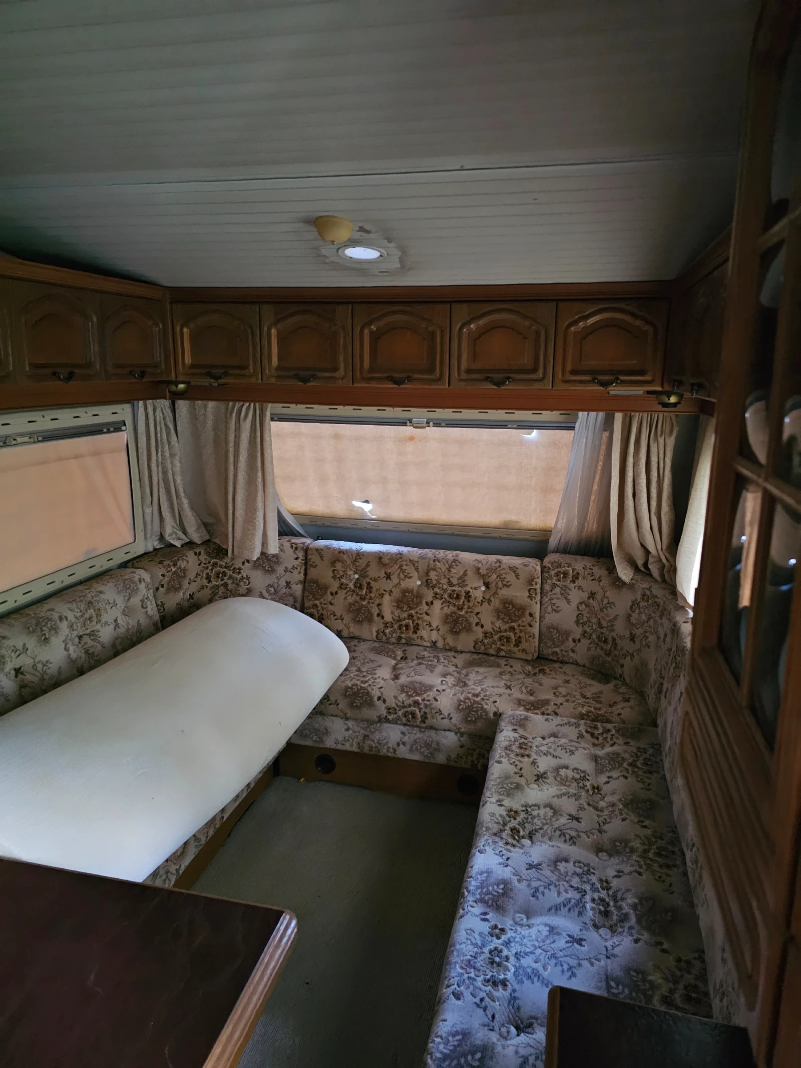 Каравана Hobby Prestige 425 T - изображение 6