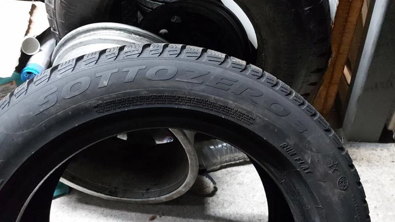 Гуми Зимни 225/45R17, снимка 5 - Гуми и джанти - 27564842