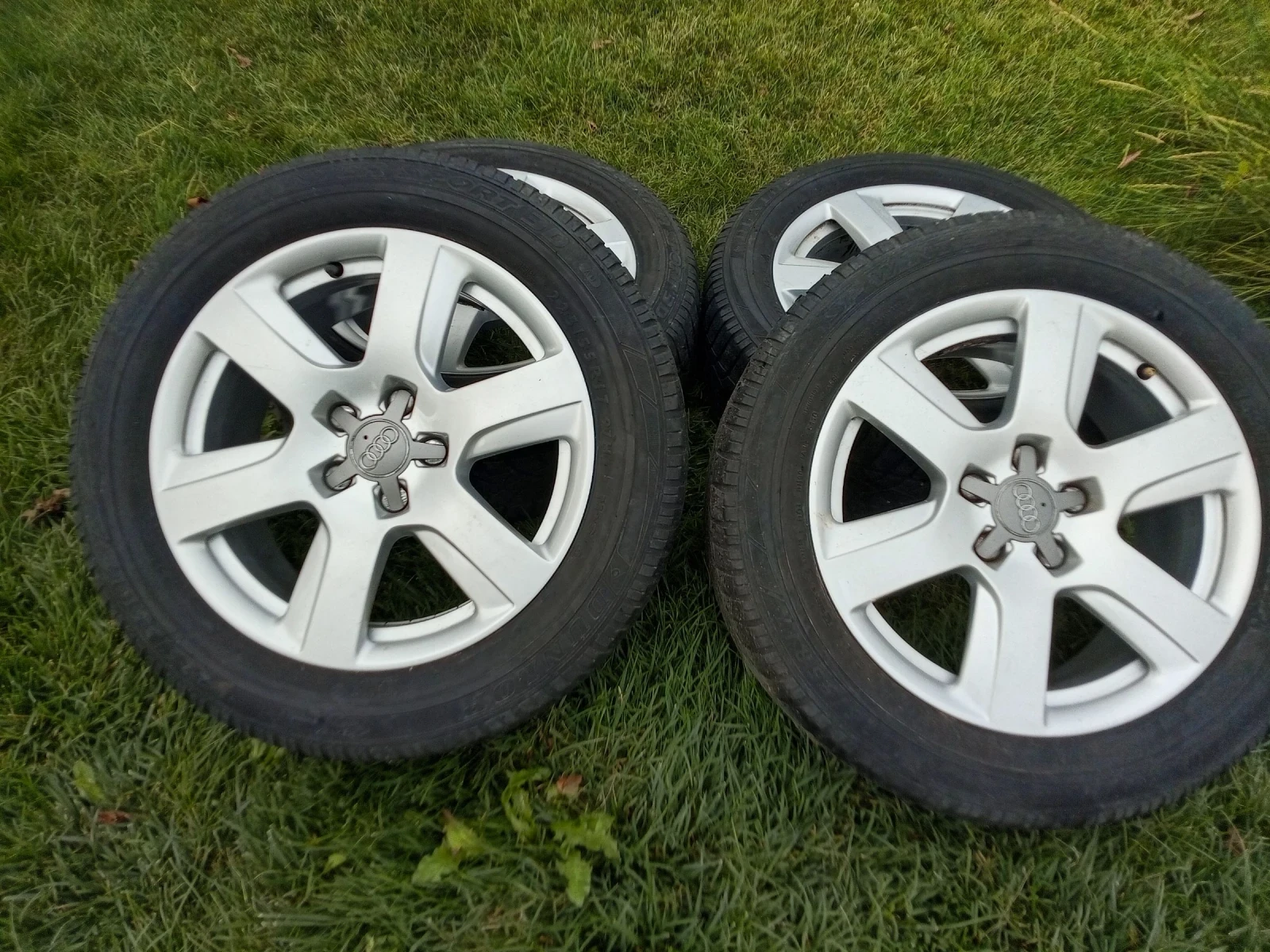    225/55R17  Audi | Mobile.bg   1