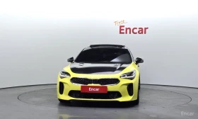 Kia Stinger 3.3 GT TURBO* 4x4* КОЖА* ПОДГРЕВ* ОБДУХВАНЕ* HUD, снимка 3